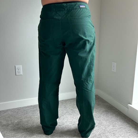Men’s Green Patagonia Venga Rock Pants - Picture 5 of 14